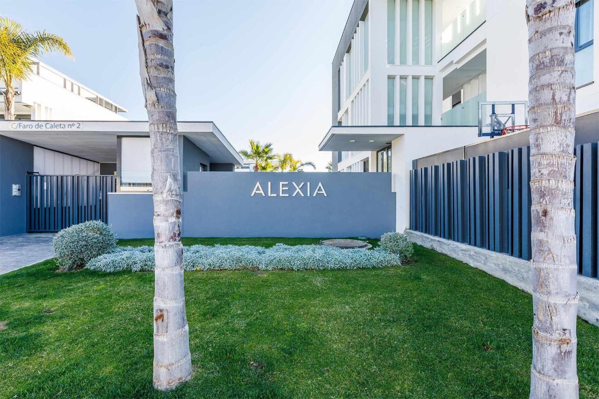 A&N Alexia Apartment Caleta De Velez Exterior photo