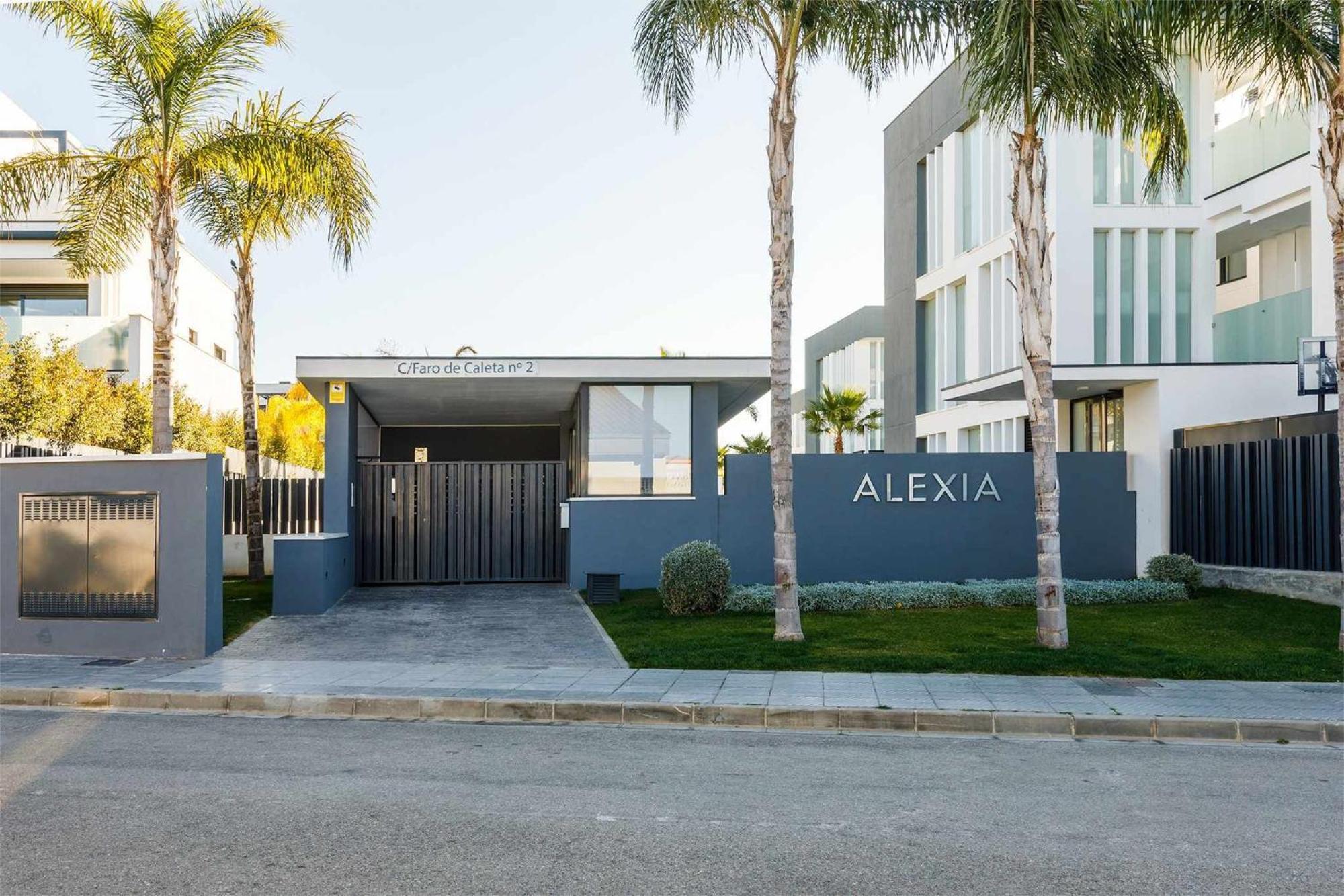 A&N Alexia Apartment Caleta De Velez Exterior photo